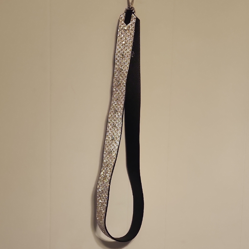 Elegant Silver Bag Strap - Picture 3 of 4